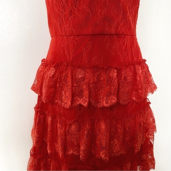 ML MONIQUE LHUILLIER RED LACE SLEEVELESS TIERED COCKTAIL DRESS - 4 - Picture 5 of 10
